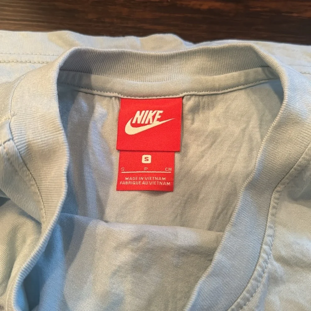 Nike cotton tank in blue. Adult small.‎ - Picture 3 of 3